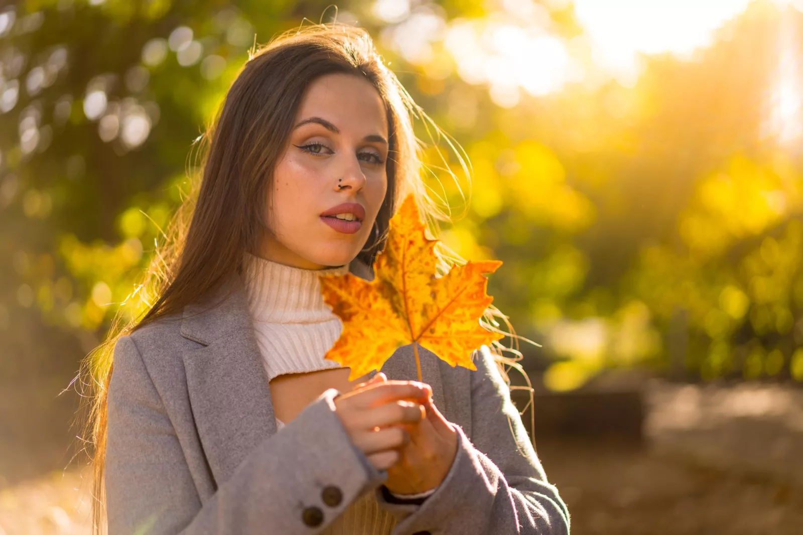 Routine visage de l'automne : offrir un coup d'éclat à sa peau après l'été